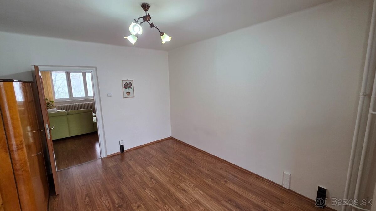 Prenajmem dvojizbový byt na sídlisku Tarča SNV - 11