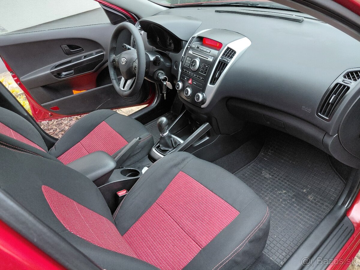 KIA CEED 1,4 i 66kw - 11