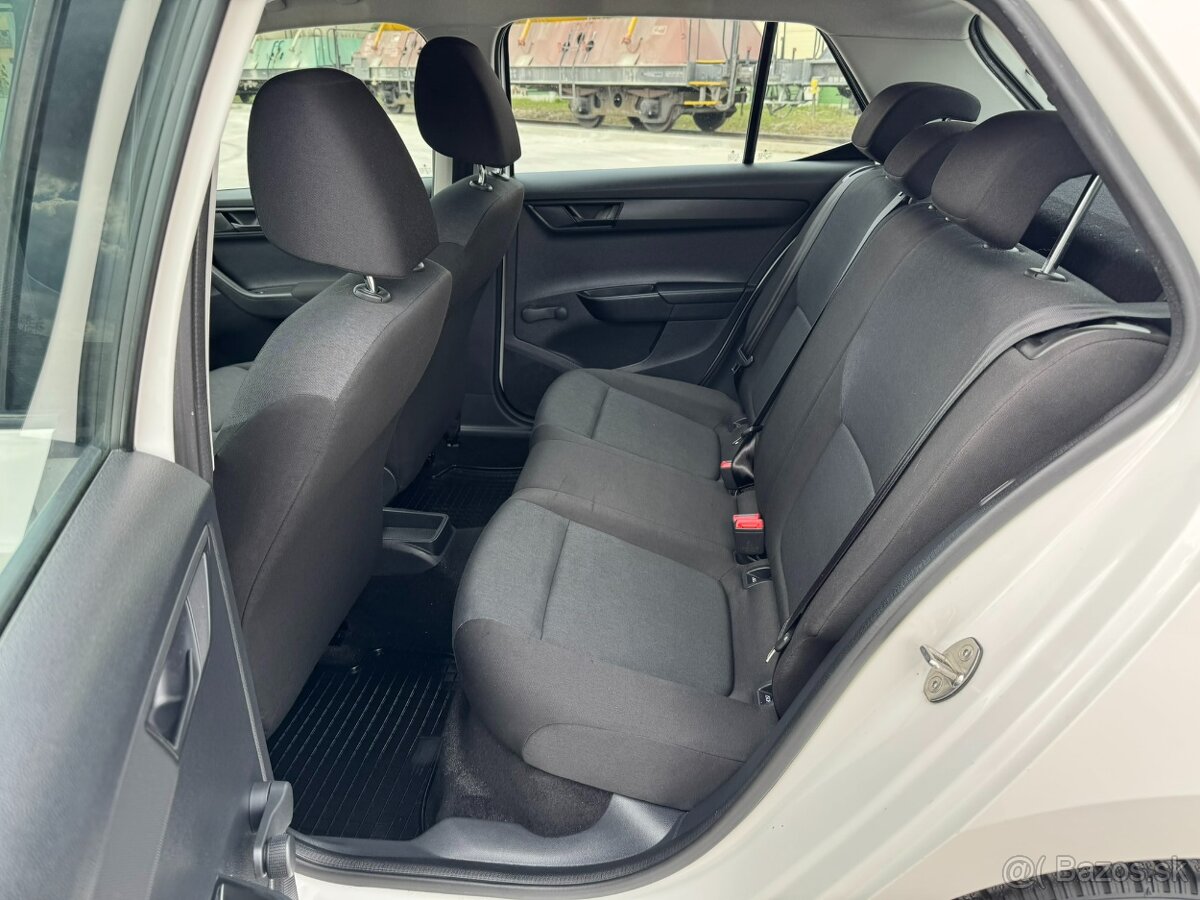 Škoda Fabia III 1.0 MPI Active - 11