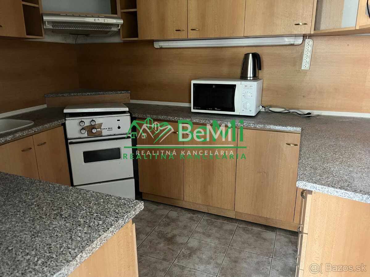 Predaj dvoch rodinných domov - Levice (015-12-MIJKa) - 11