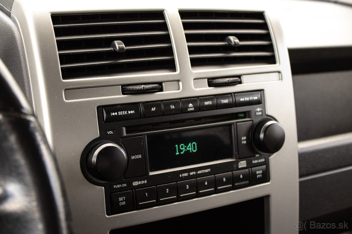 Jeep Compass 2.4L Limited CVT - 11