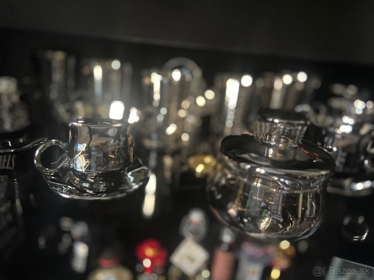 Obývacia stena s akváriom a stolom - set - 11