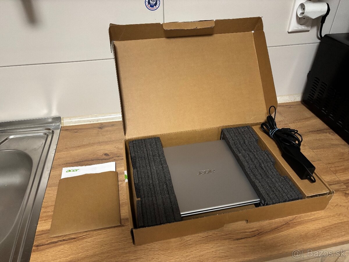 /15.6"/Acer/Notebook/4GB RAM DDR5/128GB NVMe SSD/Intel HD 2 - 11