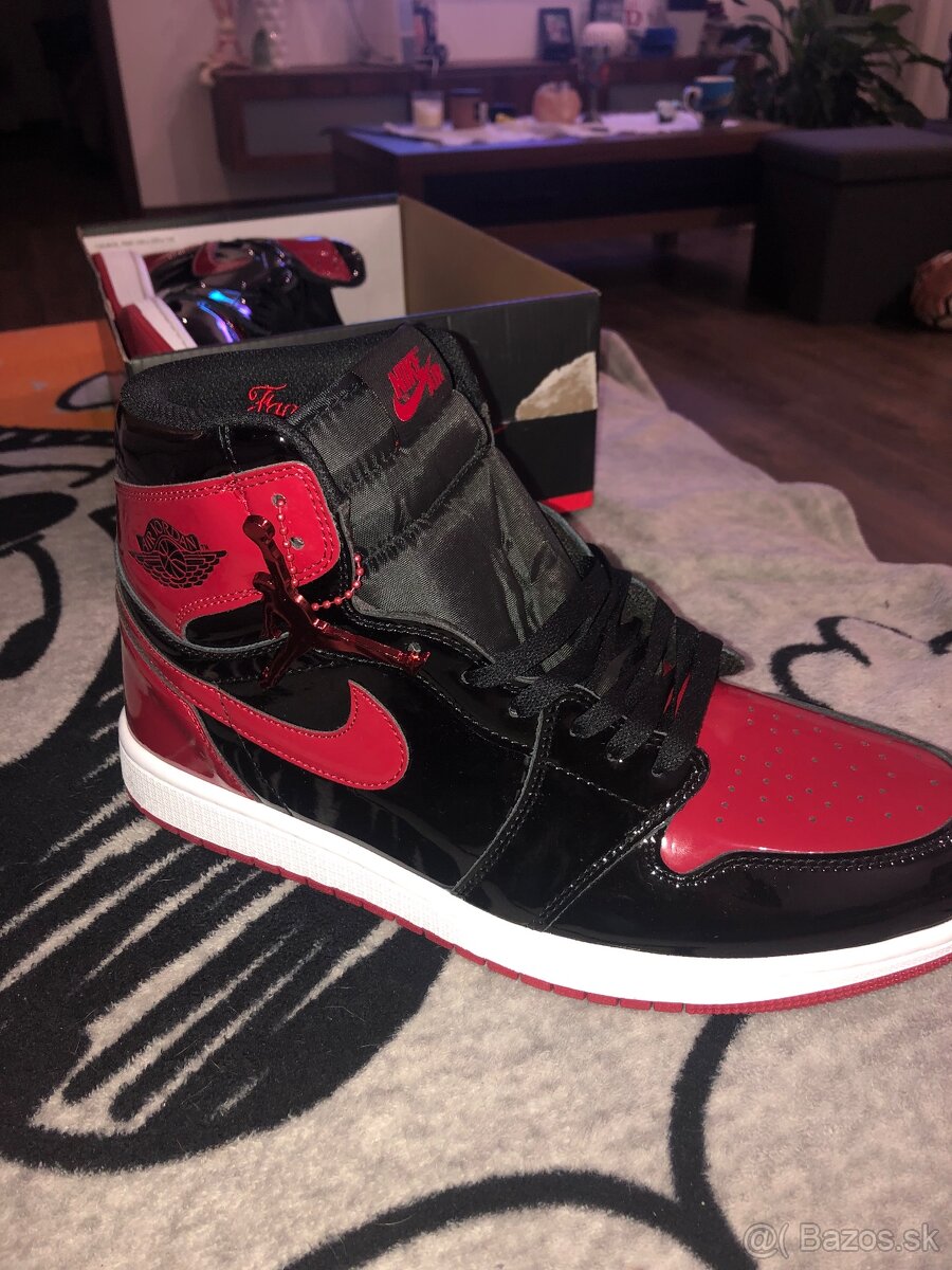 Air Jordan 1 Retro Mid OG - 11