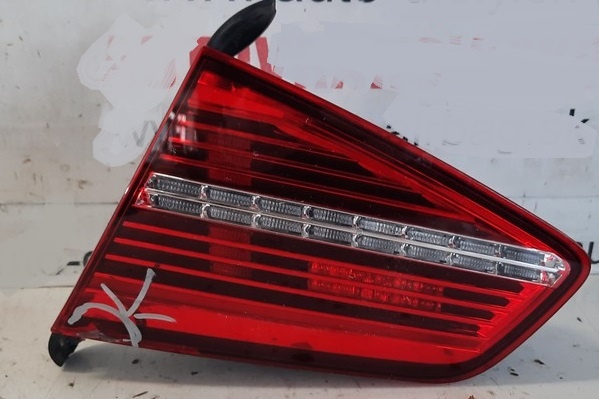 Volkswagen Passat B8 2.0 TDi 2019 predám ZADNÉ SVETLá, ZADNÝ - 11