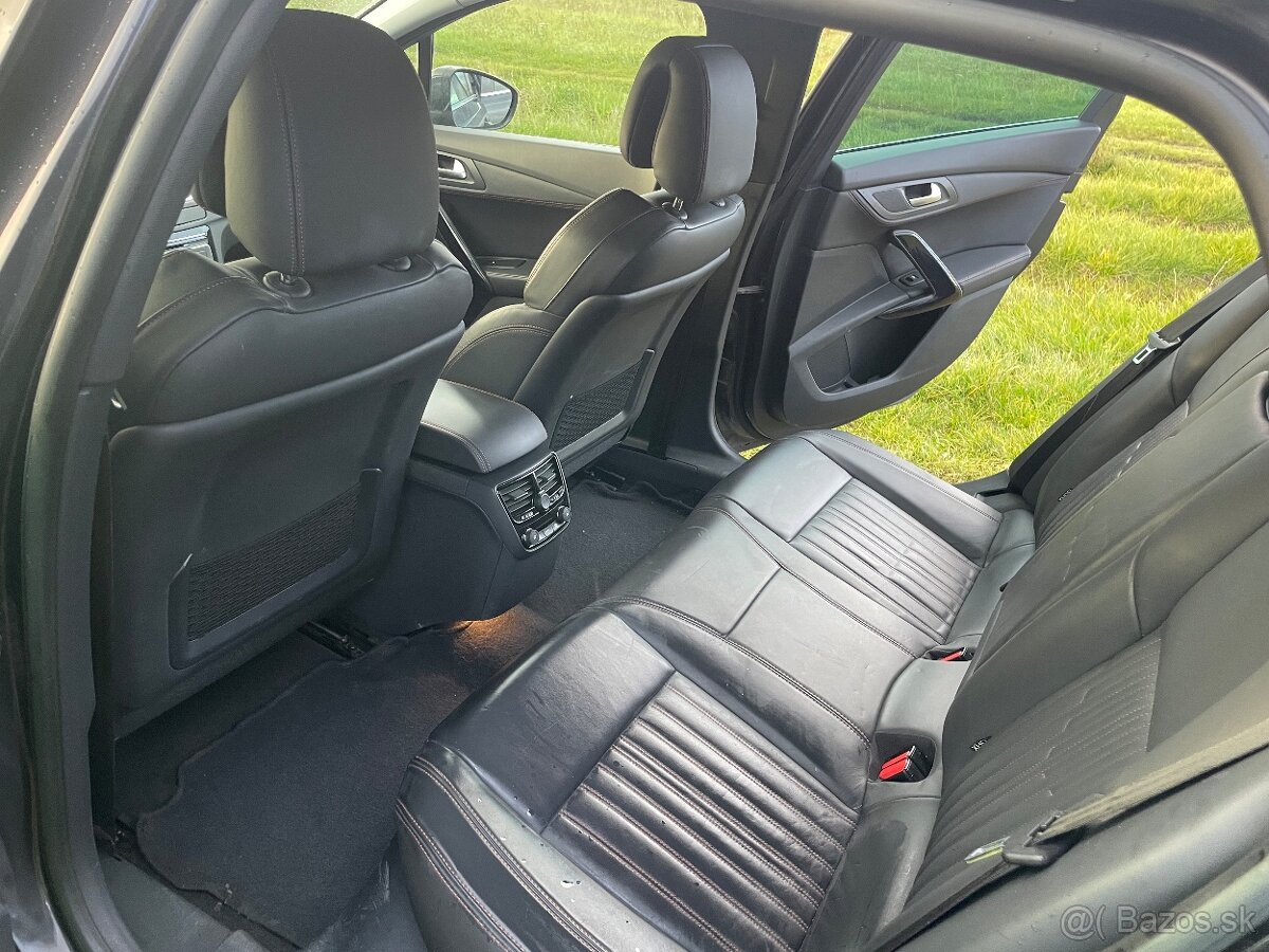 Peugeot 508 RXH - HYBRID - 11