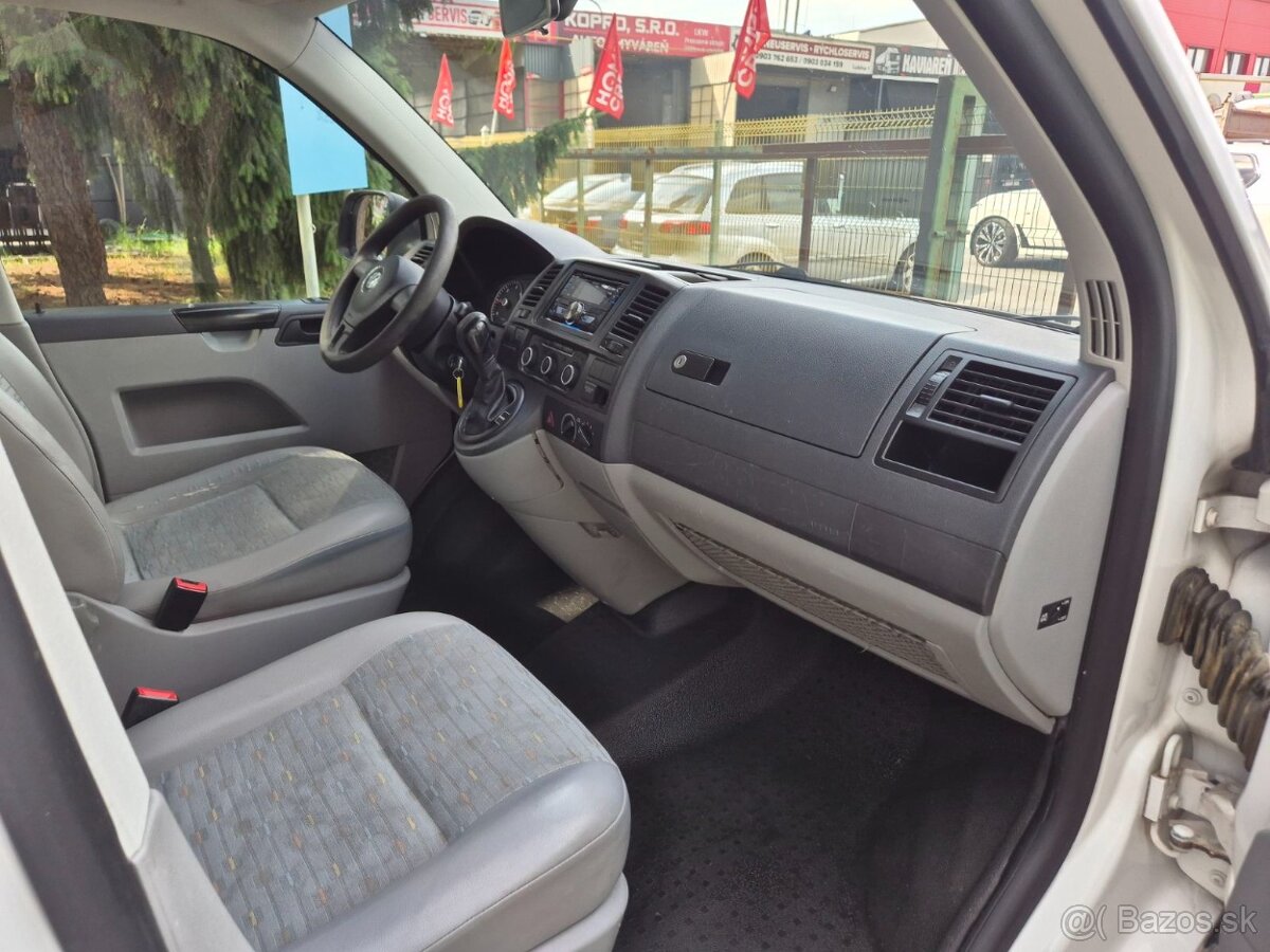 Volkswagen T5 Transporter - 11