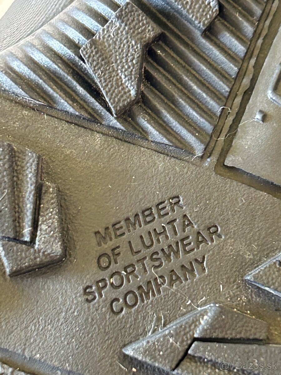 TURISTICKÉ WATERPROOF KOŽENÉ TOPÁNKY zn.LUHTA č.40 - 11