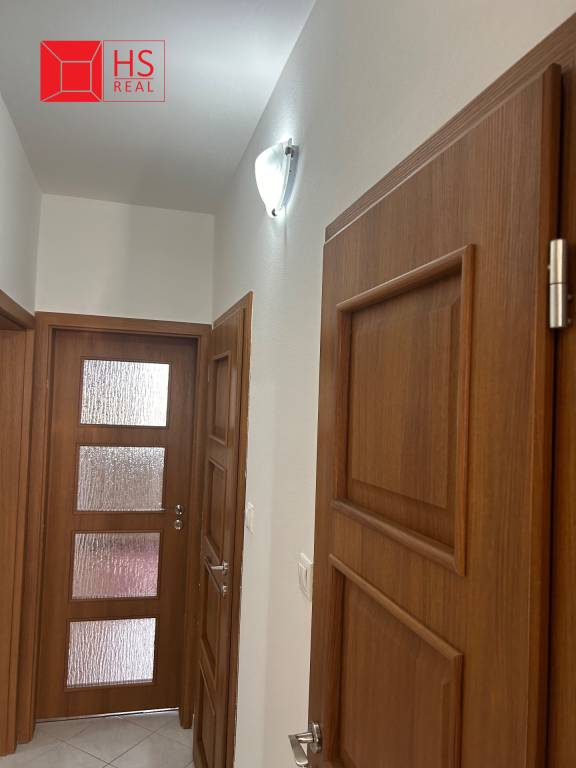 Prenájom priestranného 3 iz.bytu s loggiou v NZ - 11