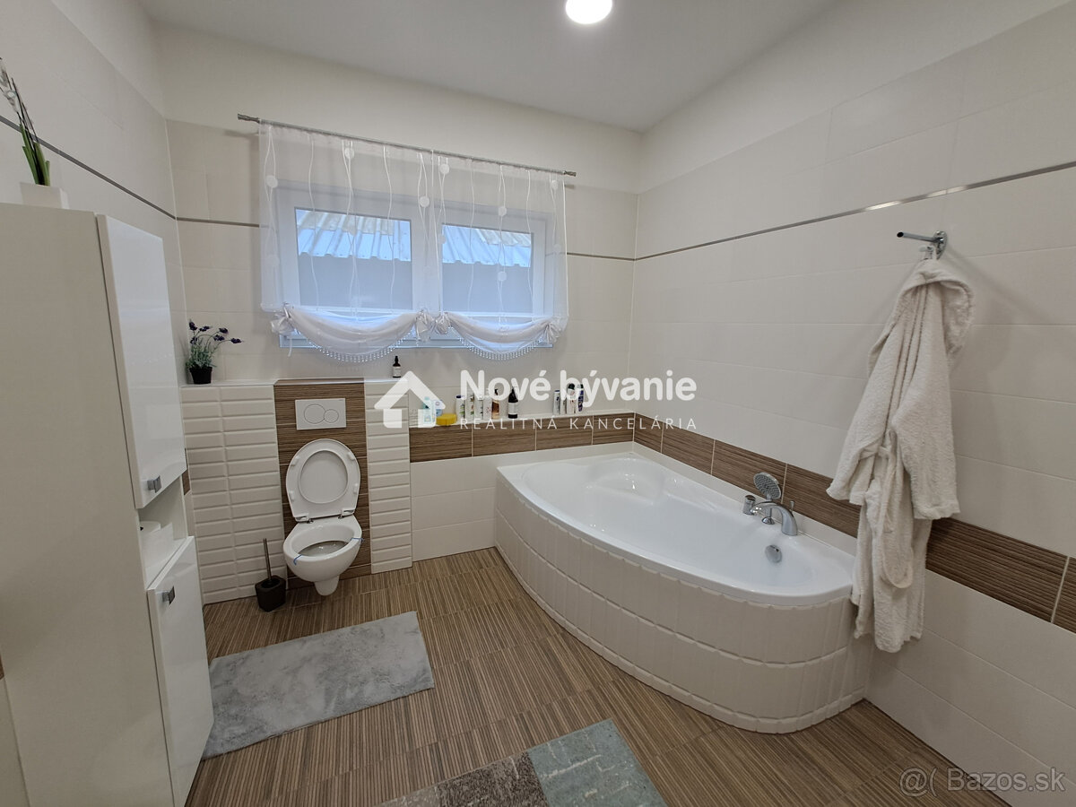 Rodinný dom s výhľadom na Tatry a univerzálnym využitím - 11