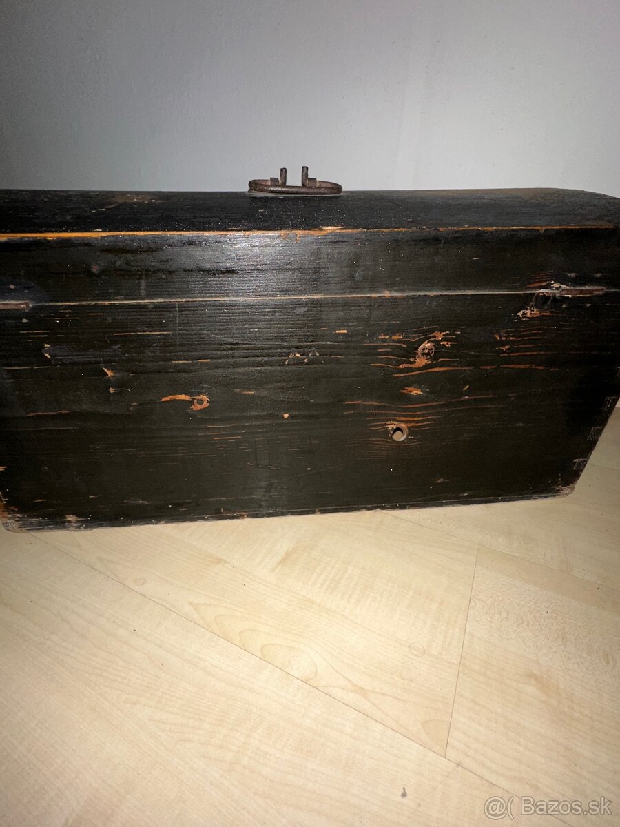 Starožitná Drevená Truhlica - 11