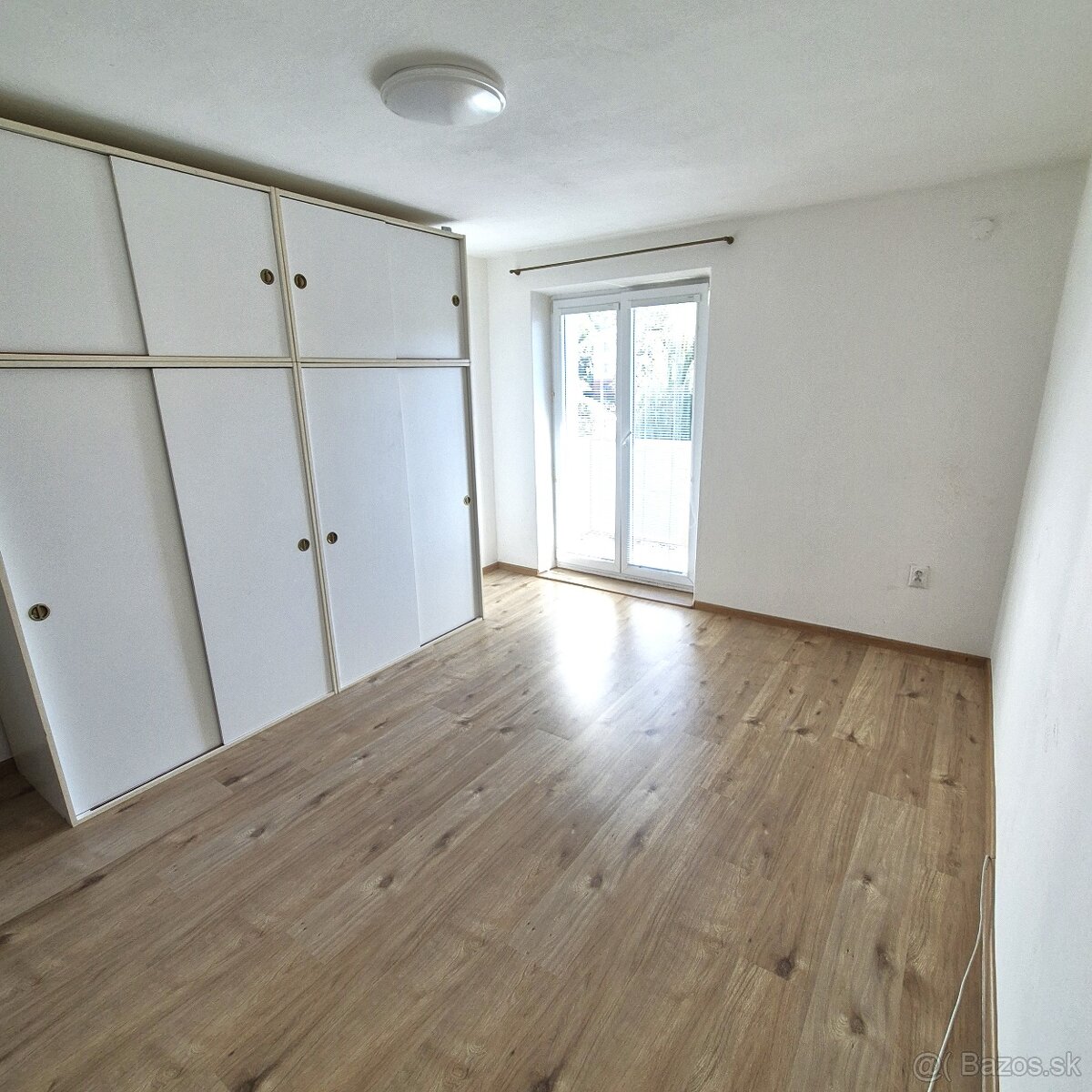 REZERVOVANÉ - TIMA Real ponúka na predaj 2-izbový byt - 11