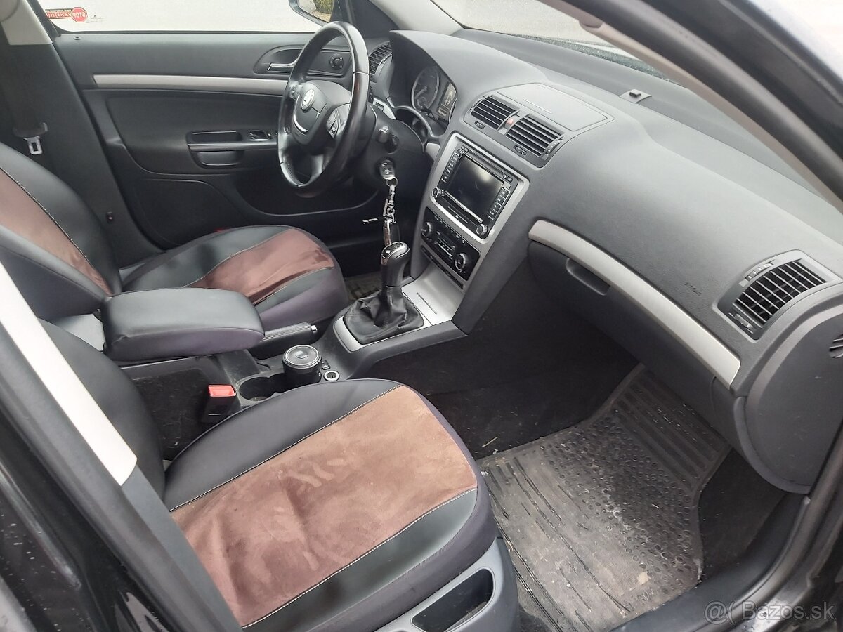 Škoda Octavia Combi 1.6 TDI CR DPF Elegance - 11