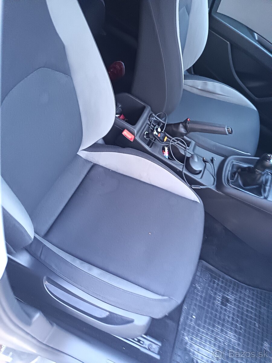 Seat leon 1.6 81 tdi - 11