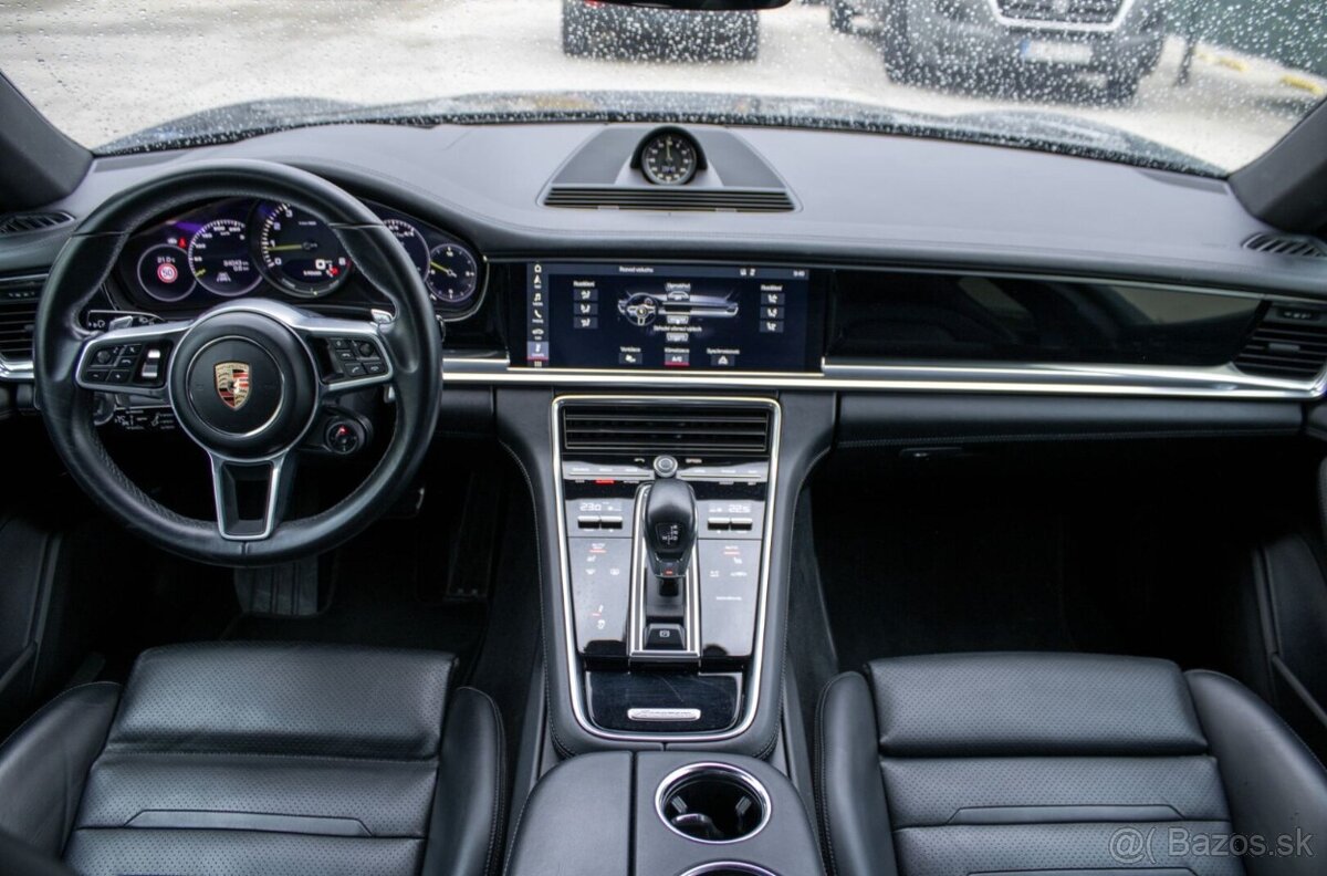 Porsche Panamera 4 E-Hybrid 4x4 A/T - 11