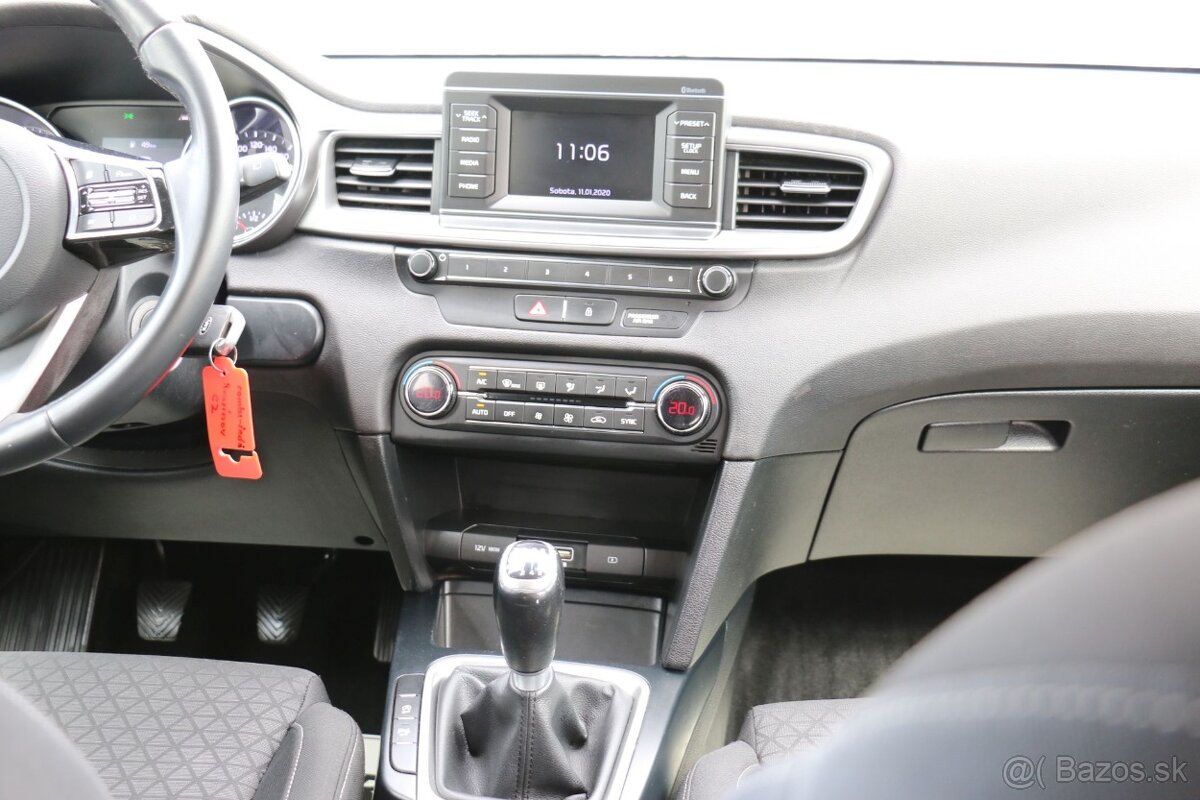 Kia Ceed SW 1.4 T-GDi Gold - 11