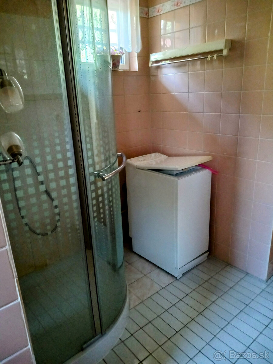 Rodinný dom na prenájom, Staré mesto, 4 izby, krb, zahrada - 11