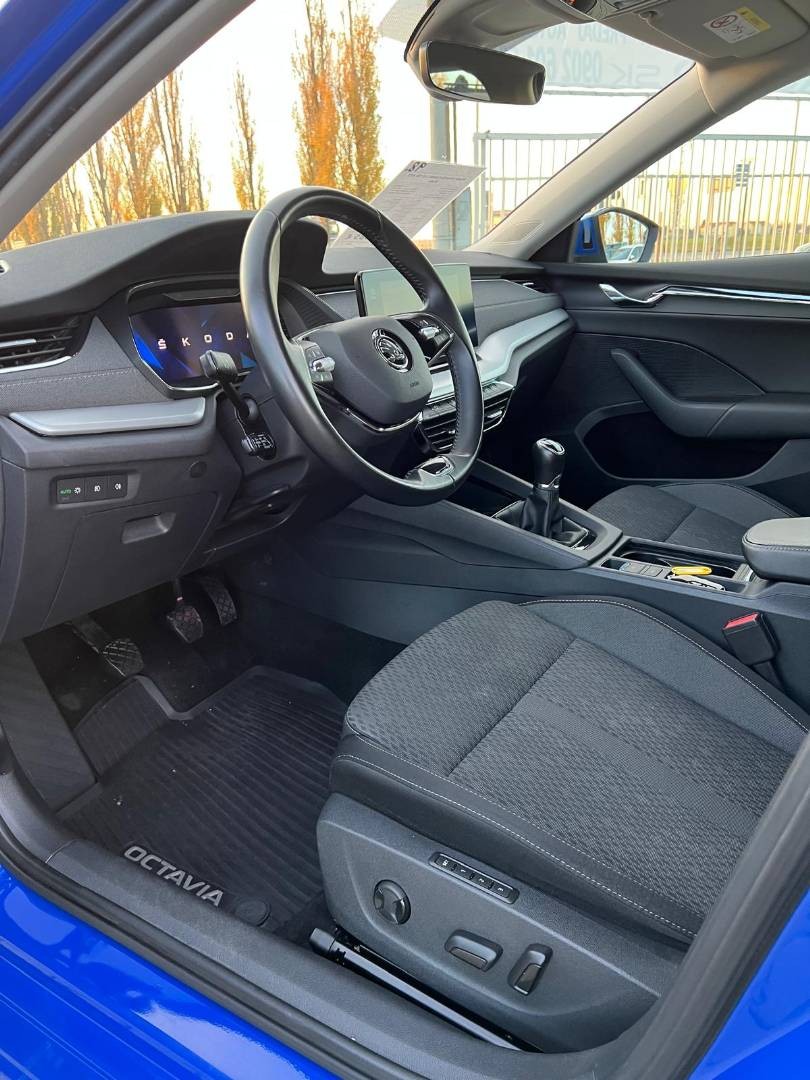 Škoda Octavia Combi 1.5 TSI ACT Style - 11