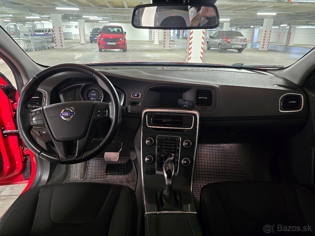 Volvo V60 D3 2.0 D 110 kw 2017 - 11