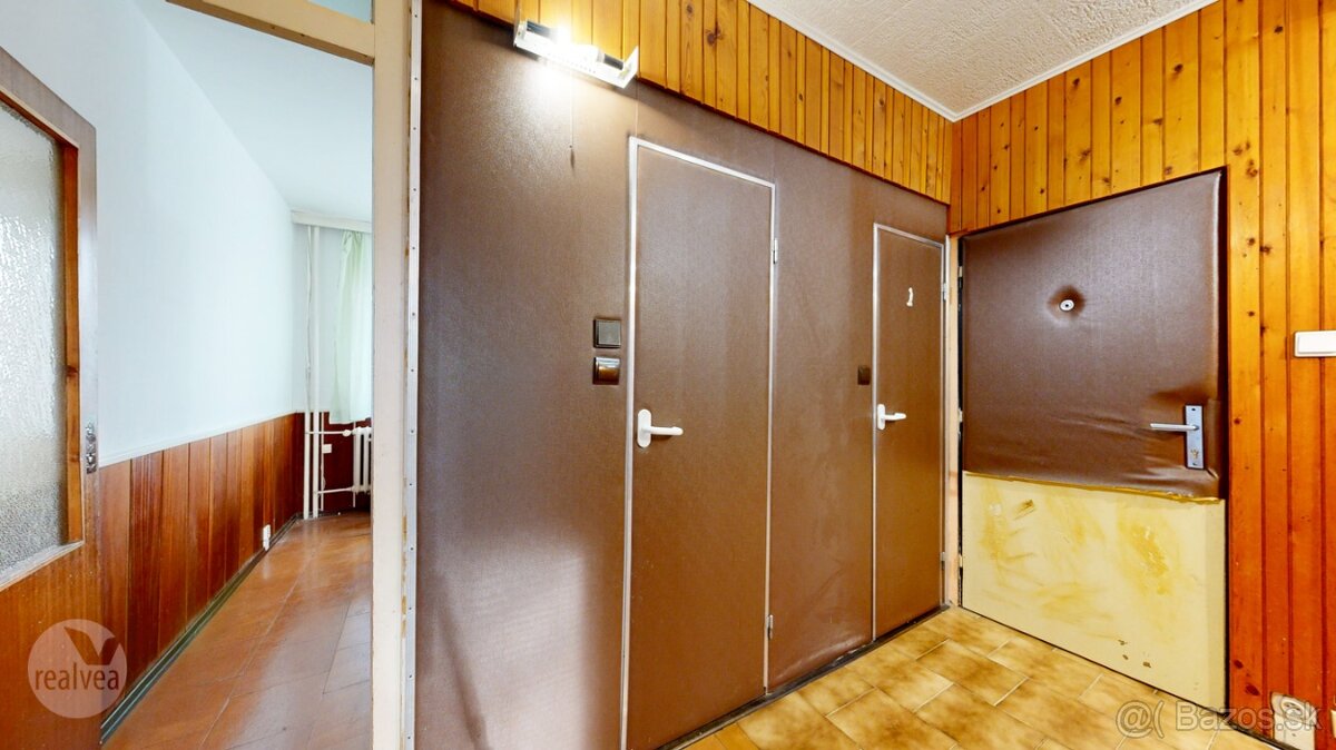 3 izbový byt v pôvodnom stave, ktorý čaká na vašu víziu - 11