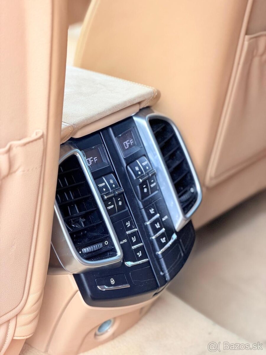 Porsche Cayenne GTS 2013 - 11