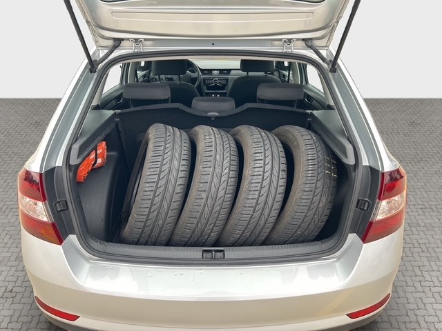 ŠKODA RAPID 1,0 TSi - 11