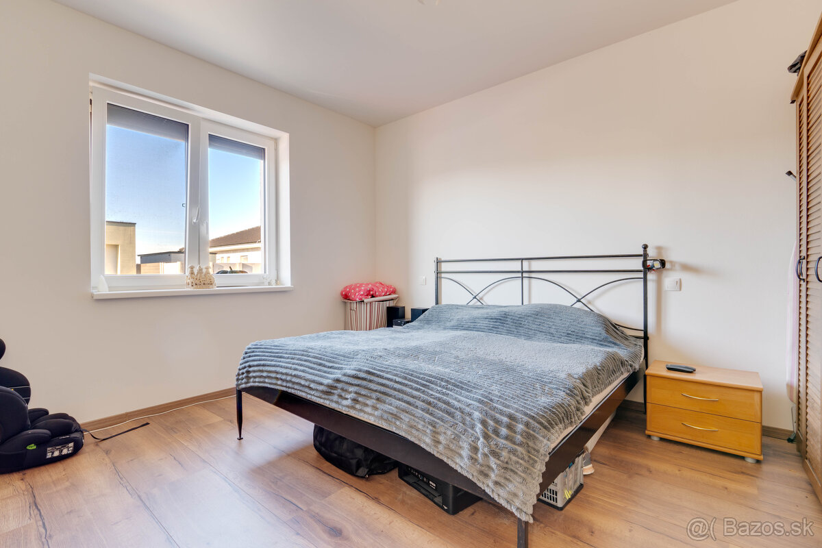 Unikátny 4-izbový Rodinný dom v Topoľnici s tep. čerpadlom✅ - 11