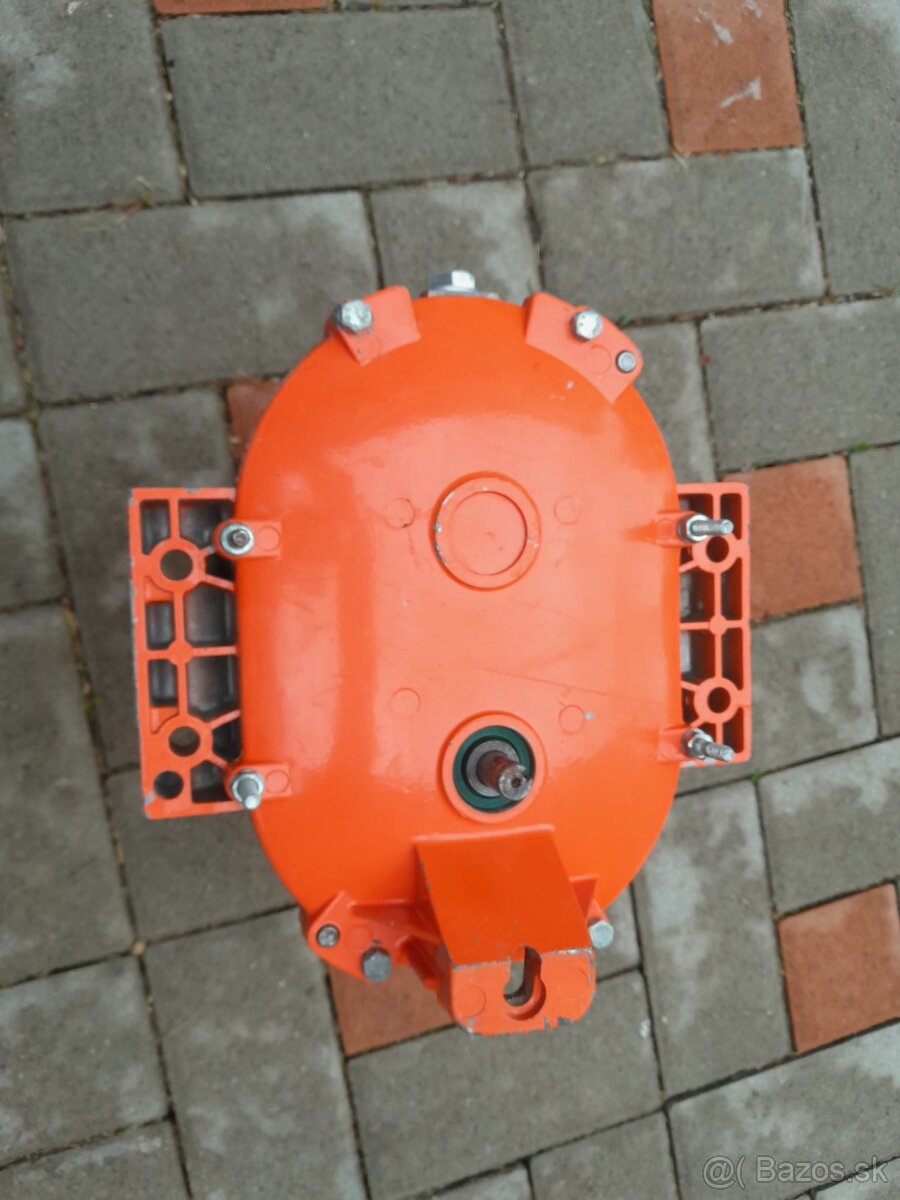 Motorové píly - 11