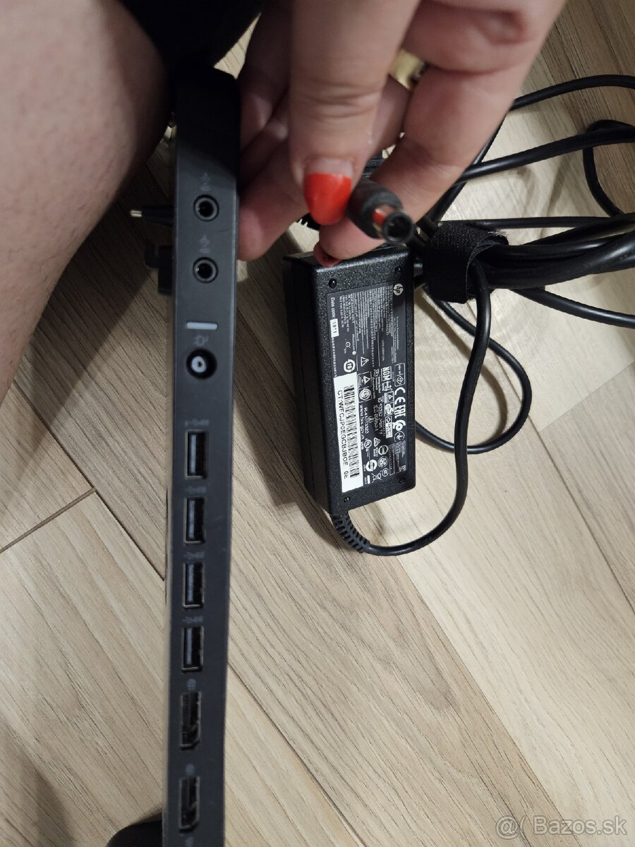 Nabíjačka na notebook - 11