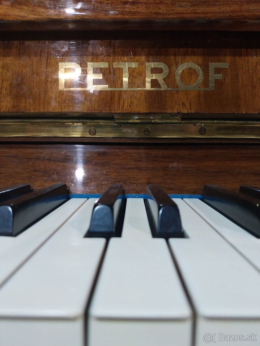 Luxusné Pianino Petrof ... znížená cena 1200e - 11