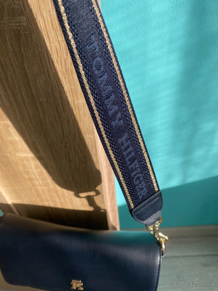 Kabelka TOMMY HILFIGER Joy - 11