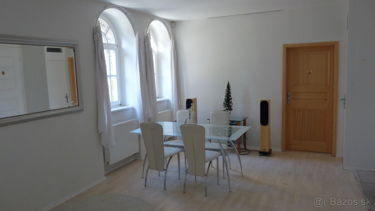 Unikátny staromestský byt 75m, ul. Palisády, top INVESTÍCIA - 11