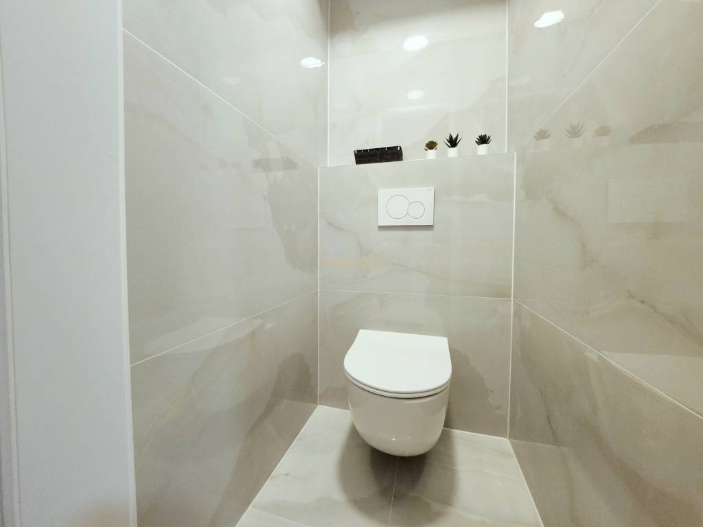 ASSENZIO - PRENÁJOM - 2-IZBOVÝ BYT - 57 m2 - DOLNÁ ULICA - S - 11