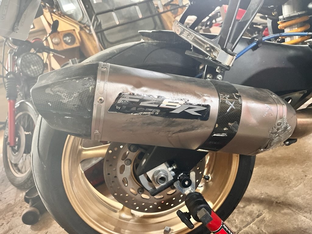 Oprava a vyroba koncovky vyfuku,zvaranie hlinika a titánu - 11