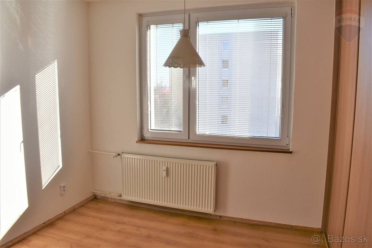 Prenájom 3 izbový byt Nitra Baničova - 11