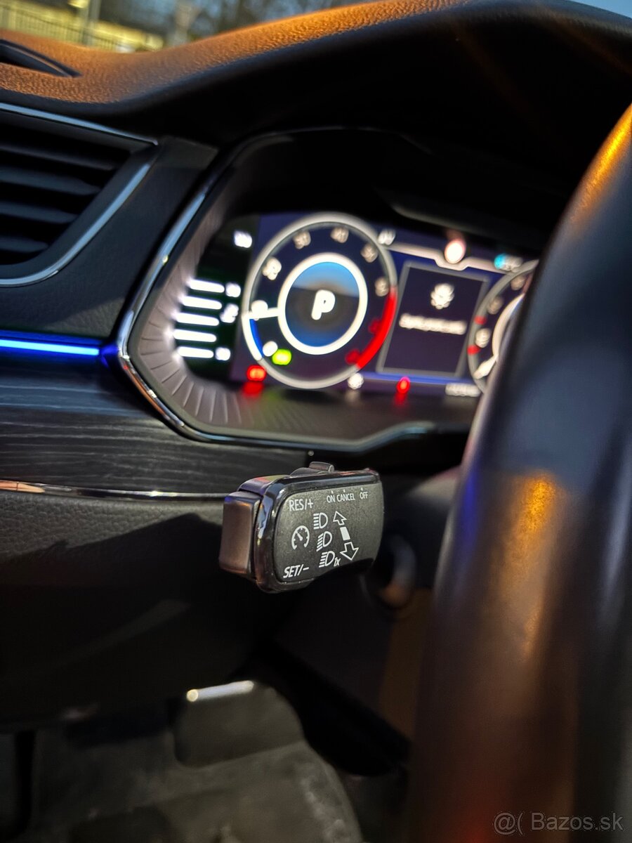 ŠKODA SUPERB 1.5 TSI DSG - 11