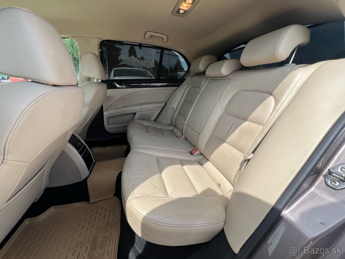 Škoda Superb 1.6TDI diesel, 77kW, MT/5, rok:03.2011. - 11