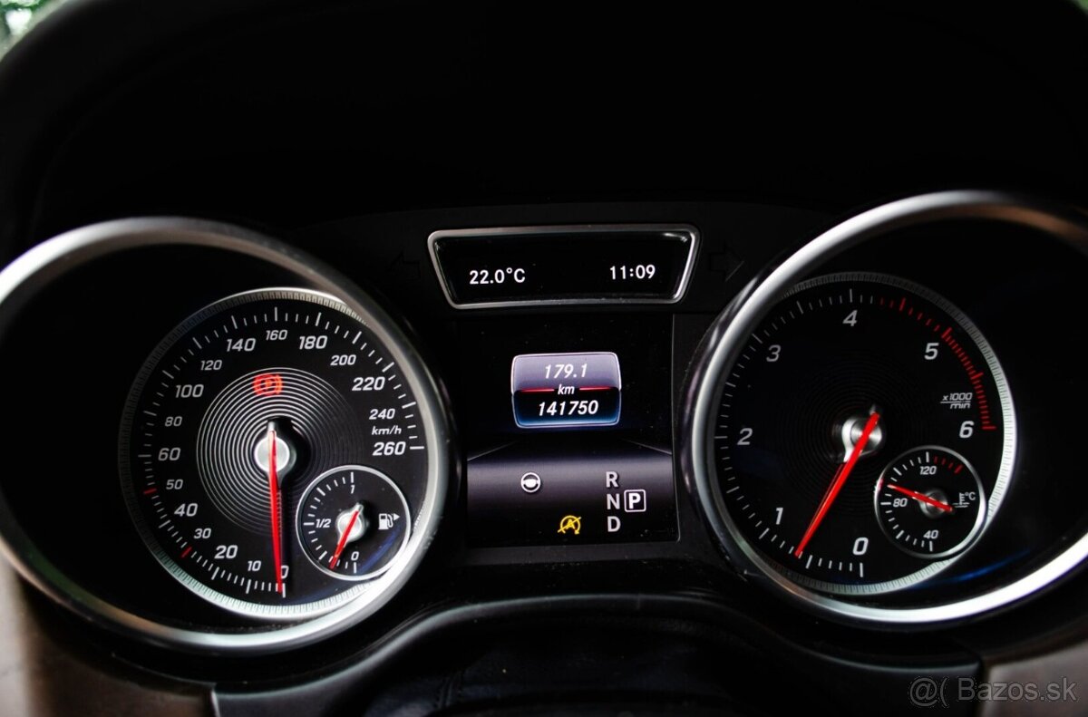 Mercedes-Benz GLS 350 d 4MATIC - 11