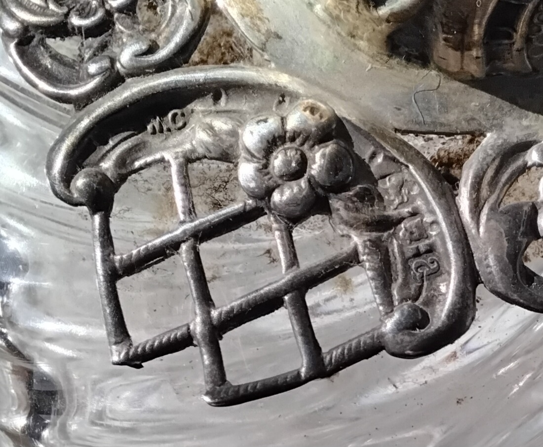 Unikatne stare sklenene flase - 11