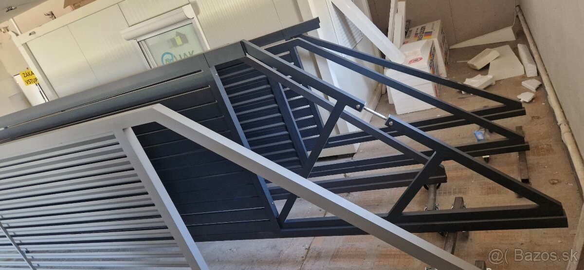 Posuvná hliníková brána - 11