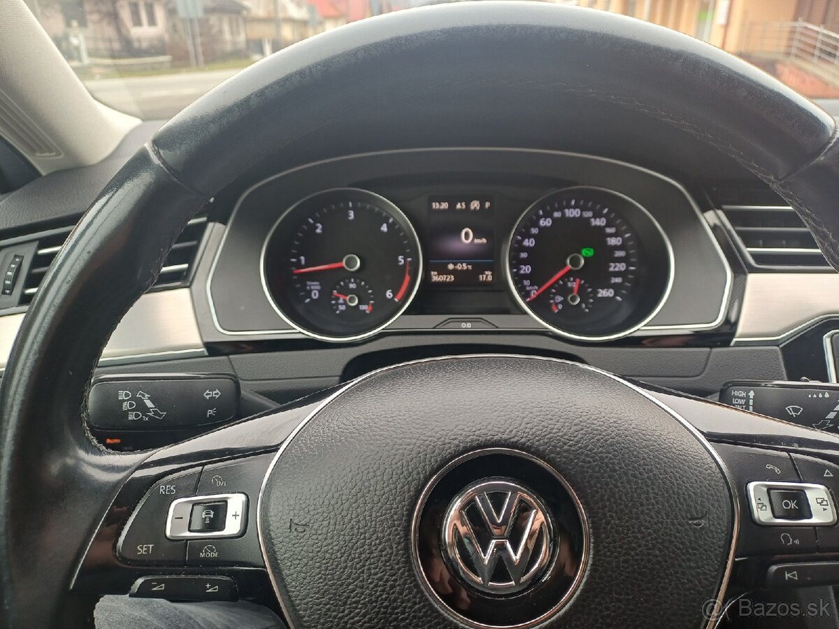 VW Passat B8 Variant Highline 2.0 TDI DSG 110 KW - 11