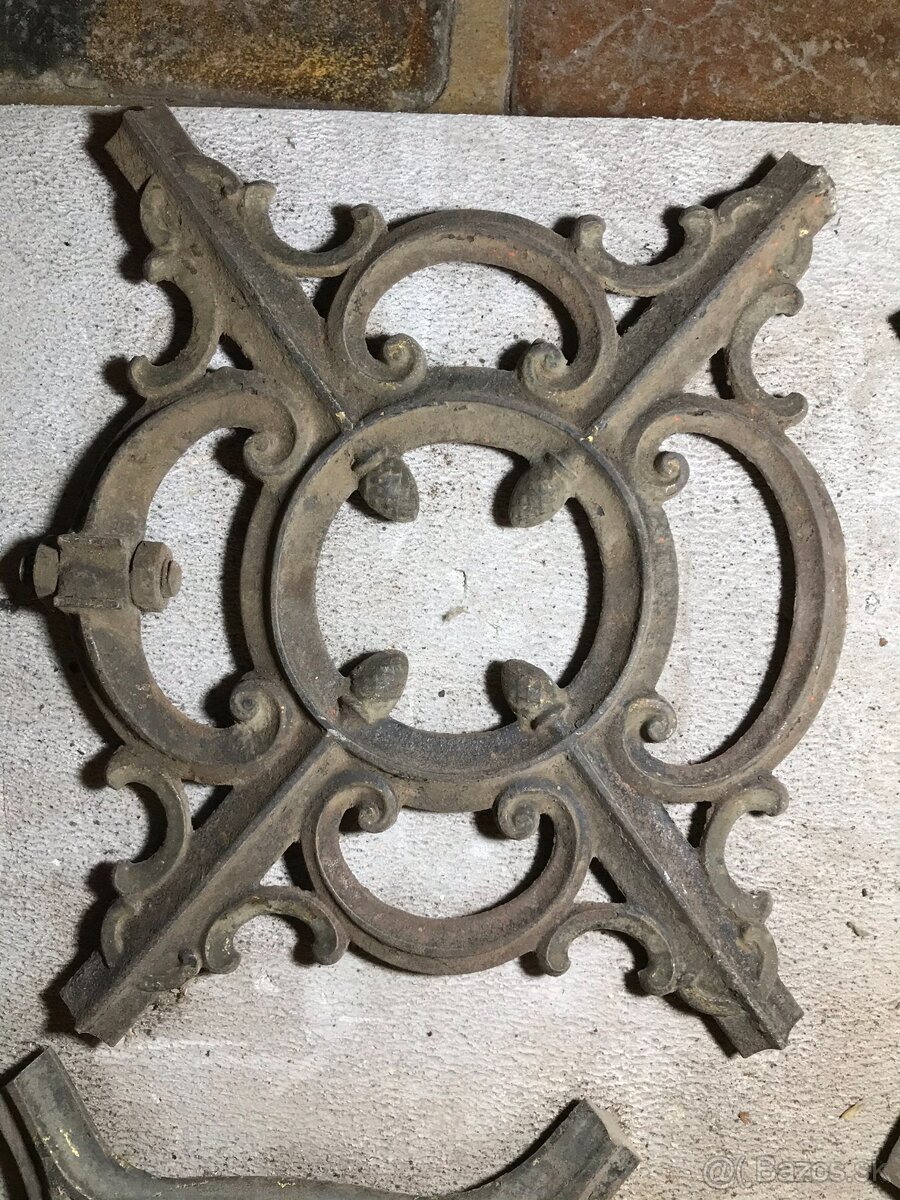 Liatinové dekorácie - 11