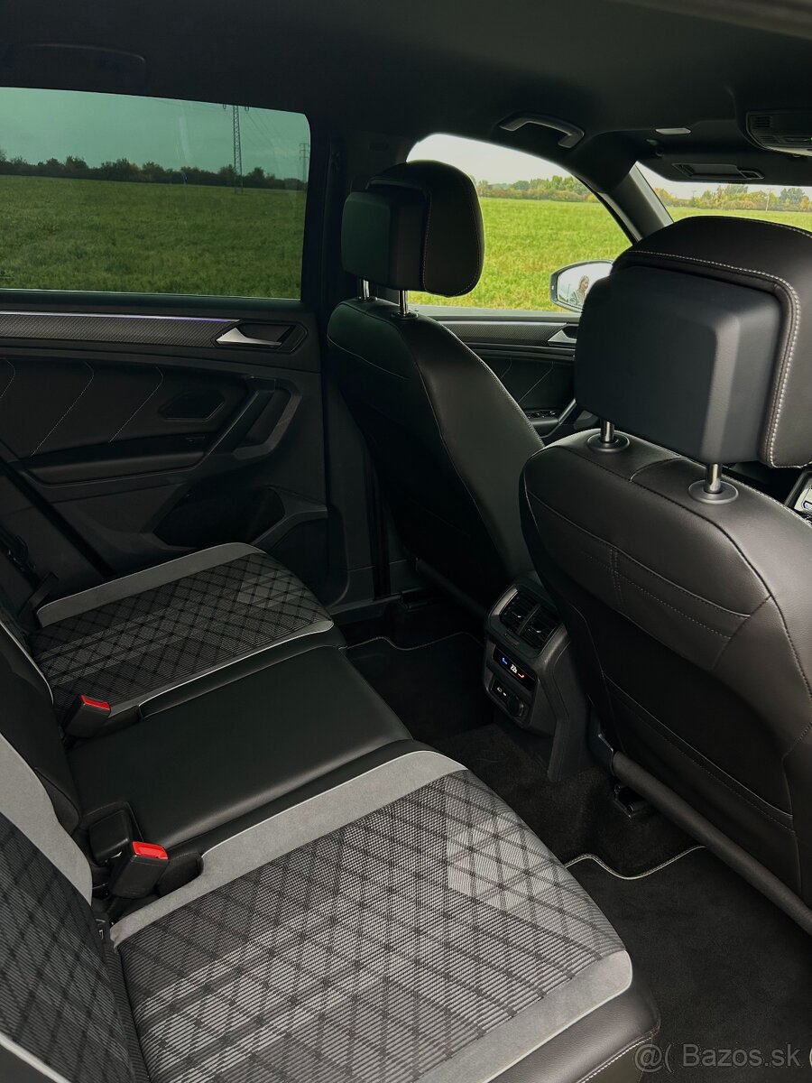 Volkswagen Tiguan R-line 2.0 TDI 4x4 DSG 147 kW - 11