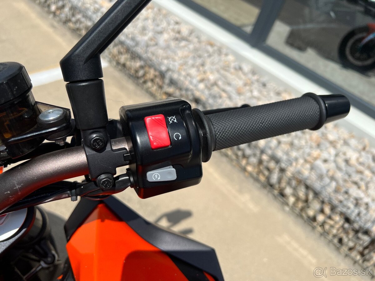 KTM 1290 Super Duke R - 11