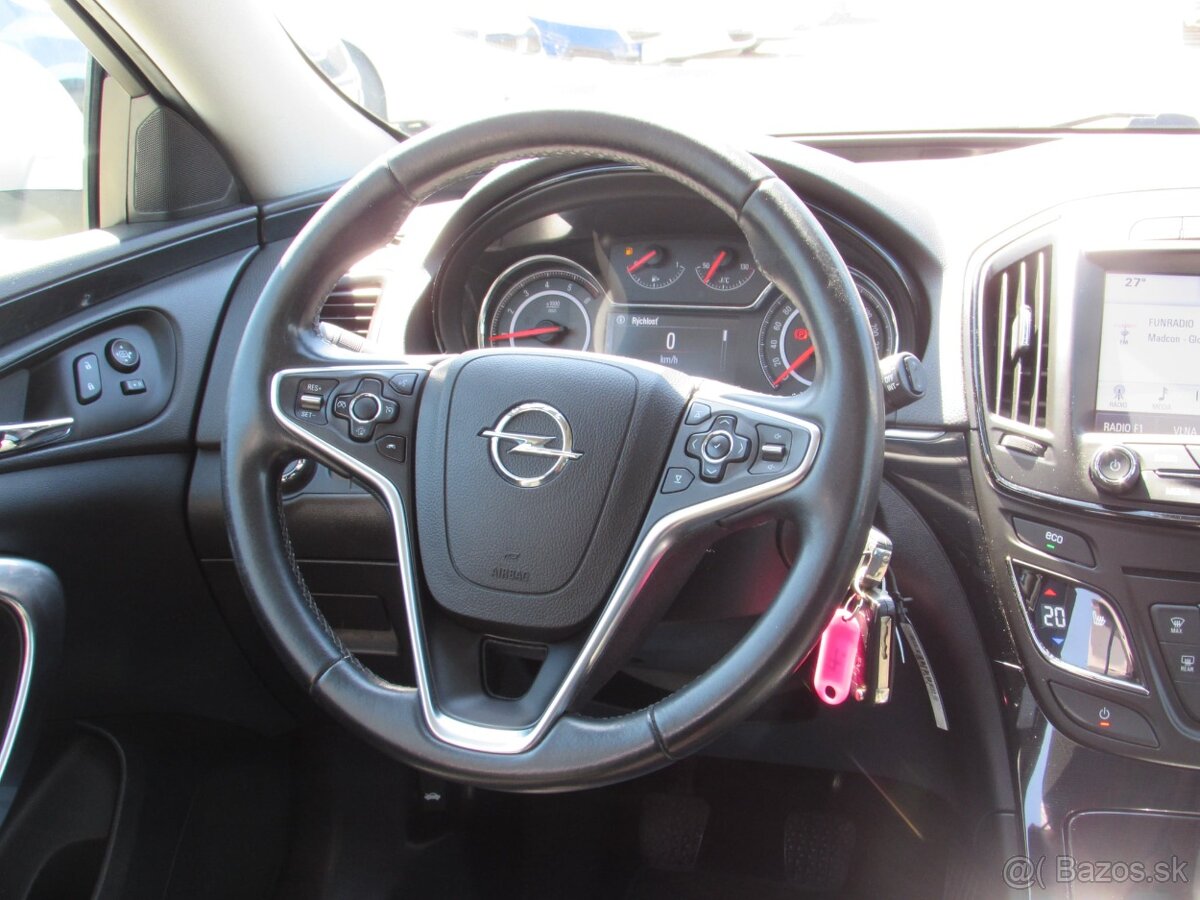 Opel Insignia ST 1.6 CDTI 136k Start/Stop Cosmo - 11