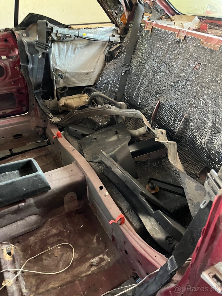 Mercedes Benz w124 coupe - 11