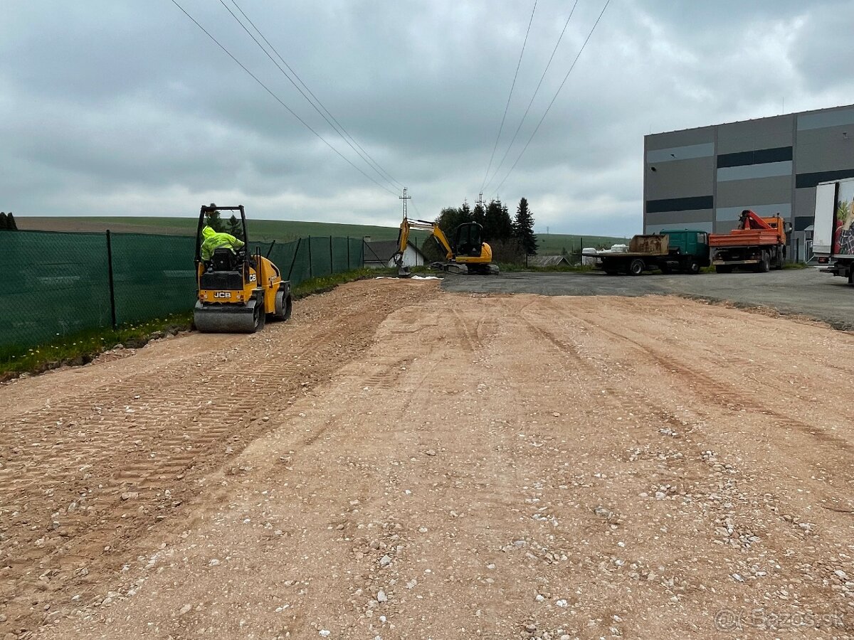 Výkopové práce / Terénne úpravy / Spevnené plochy - 11