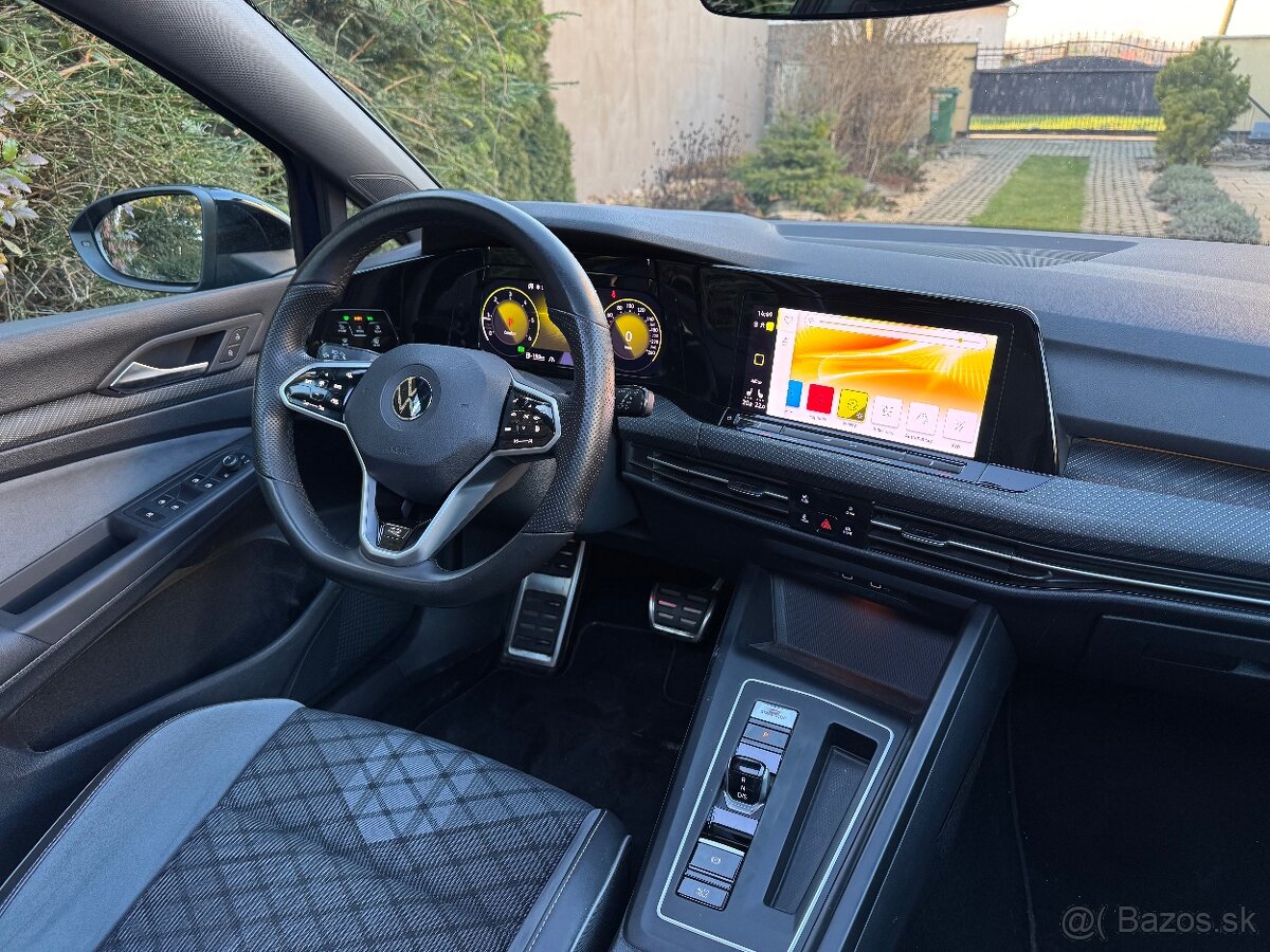 VW Golf variant R-Line VIII Matrix/Virtual/ Panoráma/DCC/ACC - 11