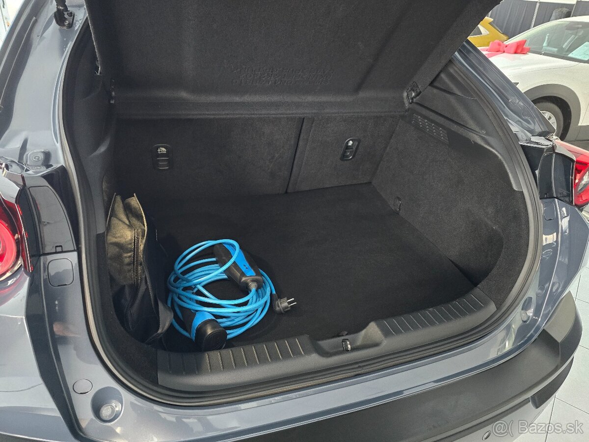 Mazda MX-30 e-Skyactiv EV Makoto - 11