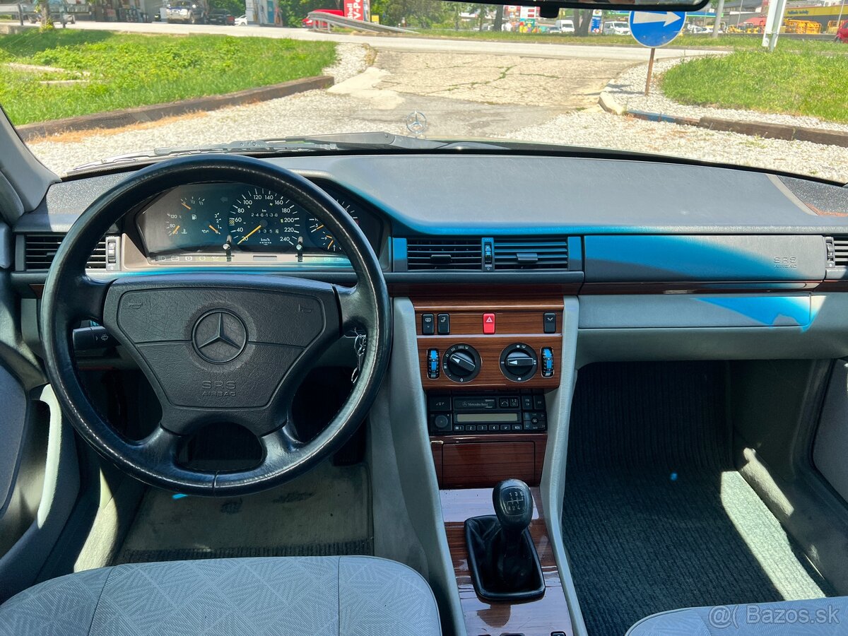 Mercedes w124 - 11